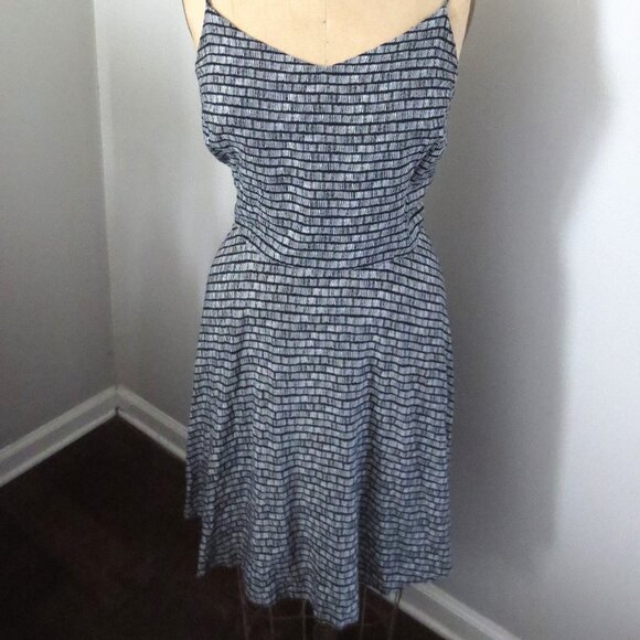 Old Navy Black & White Dress - Picture 2 of 10